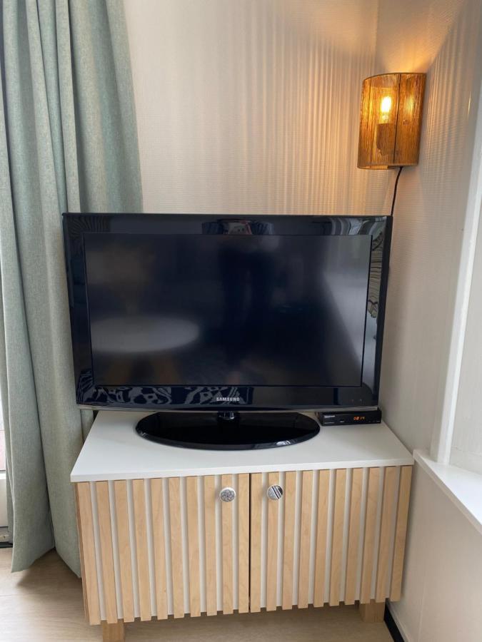Chalet Heische Tip In Zeeland, Noord-Brabant Voor Max 3 Volwassenen En 2 Kinderen酒店 外观 照片