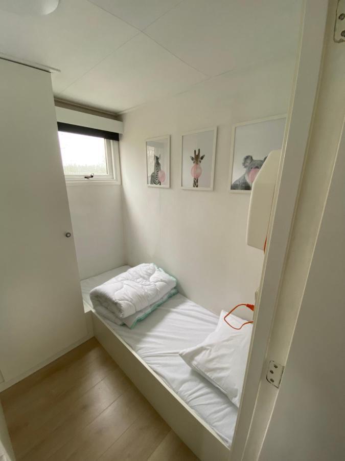 Chalet Heische Tip In Zeeland, Noord-Brabant Voor Max 3 Volwassenen En 2 Kinderen酒店 外观 照片